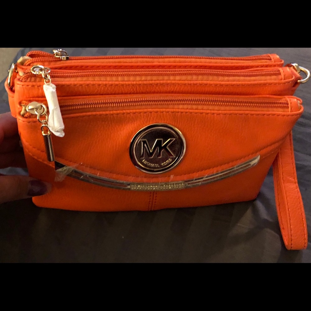 Michael Kors Brand New Knock off satchel purse